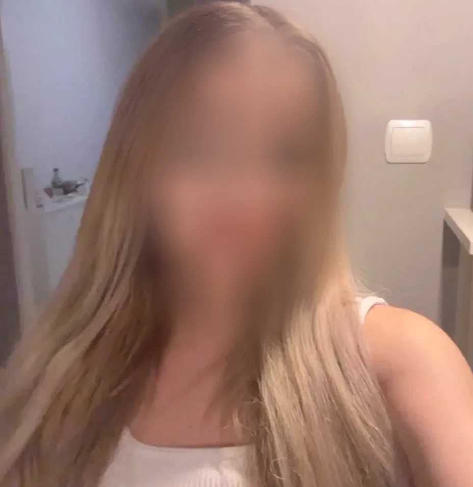 Niina, 24